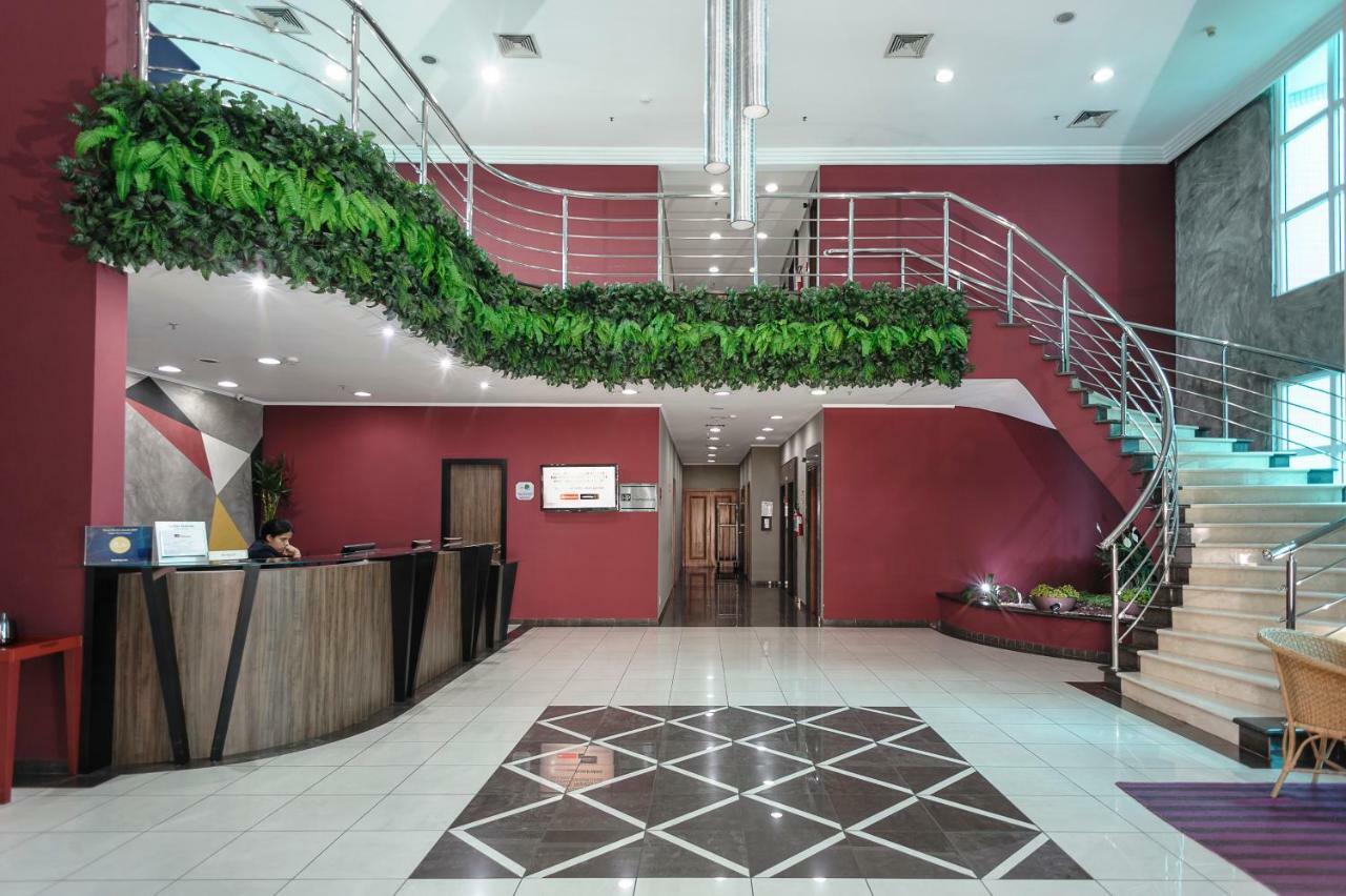 Hotel The Premium Озаску Экстерьер фото